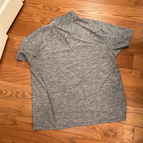 Under armour polo - Picture 2 of 2